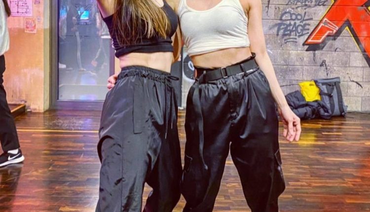 245083725_560330075052489_435751202951893609_n